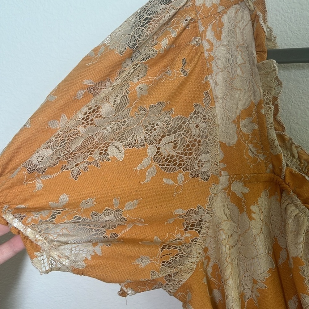 Torrid Mini Two Tone Lace Tiered Babydoll Dress Size 1 - Picture 6 of 9